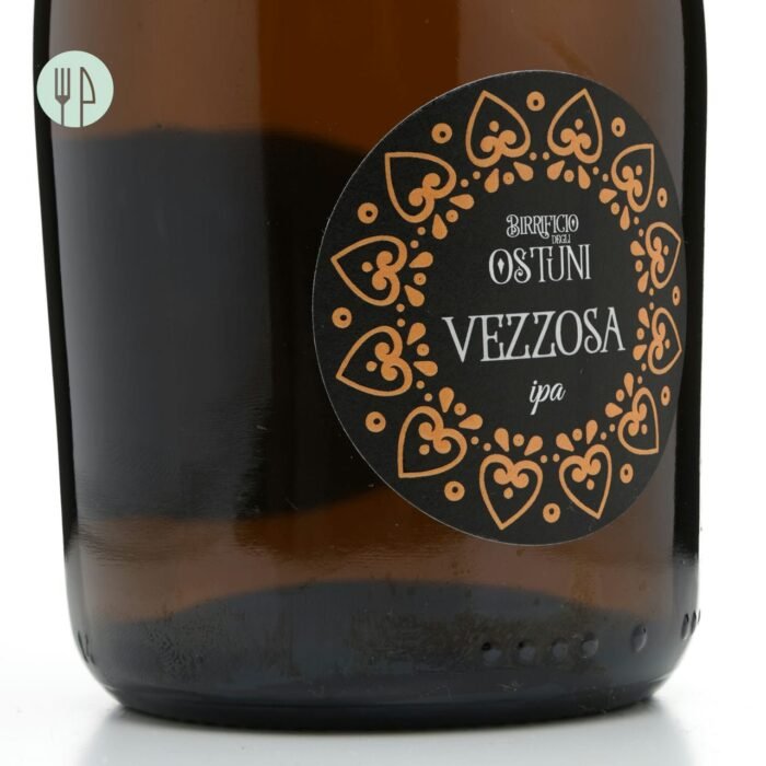 Birra artigianale Vezzosa color arancio Ostuni puglia formato 33 cl